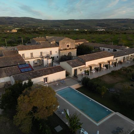 Dimora Di Dante Bed & Breakfast Chiaramonte Gulfi Exterior foto